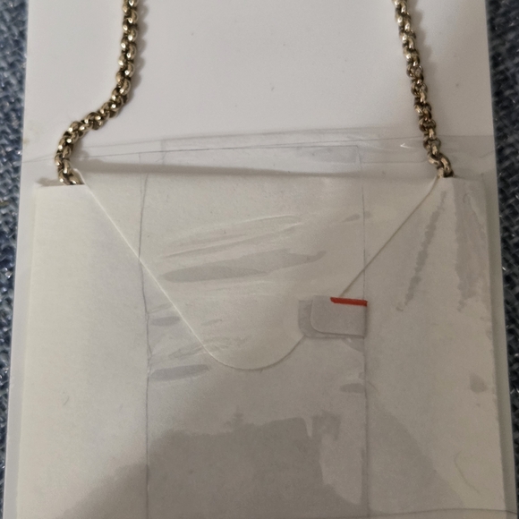 Fossil Gold Necklace with Crystal Flower Pendant - Picture 4 of 6